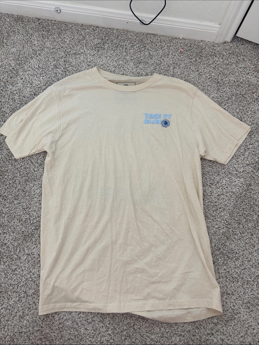 Cream Short-Sleeve Graphic Tee with Blue Accent